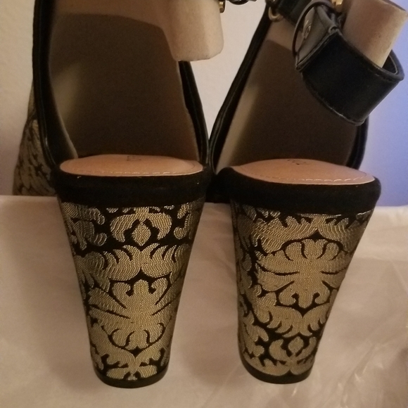 Brand New Never shoes - Picture 3 of 4